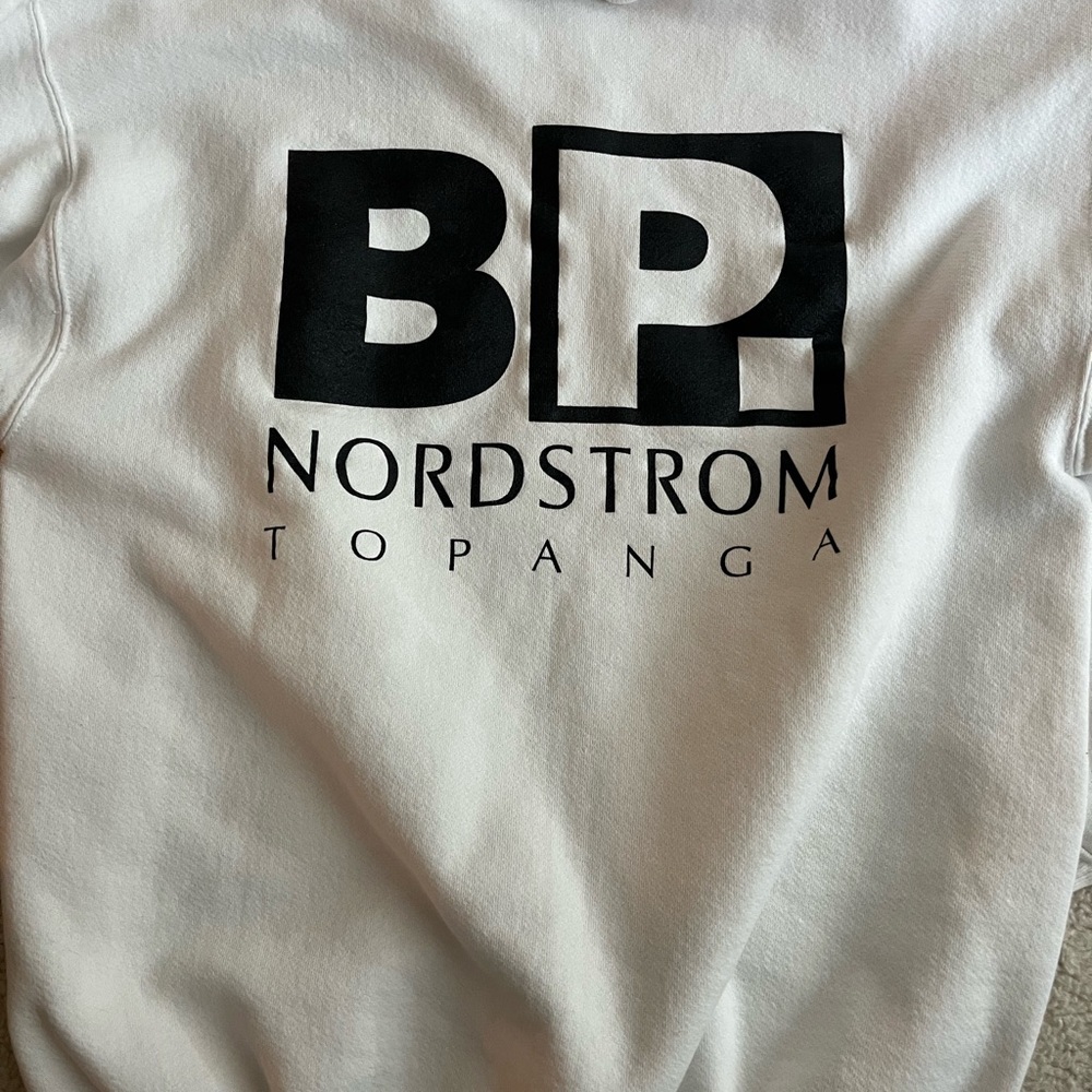 Vintage 1990s Nordstrom sweatshirt 🛍️ - Picture 2 of 2